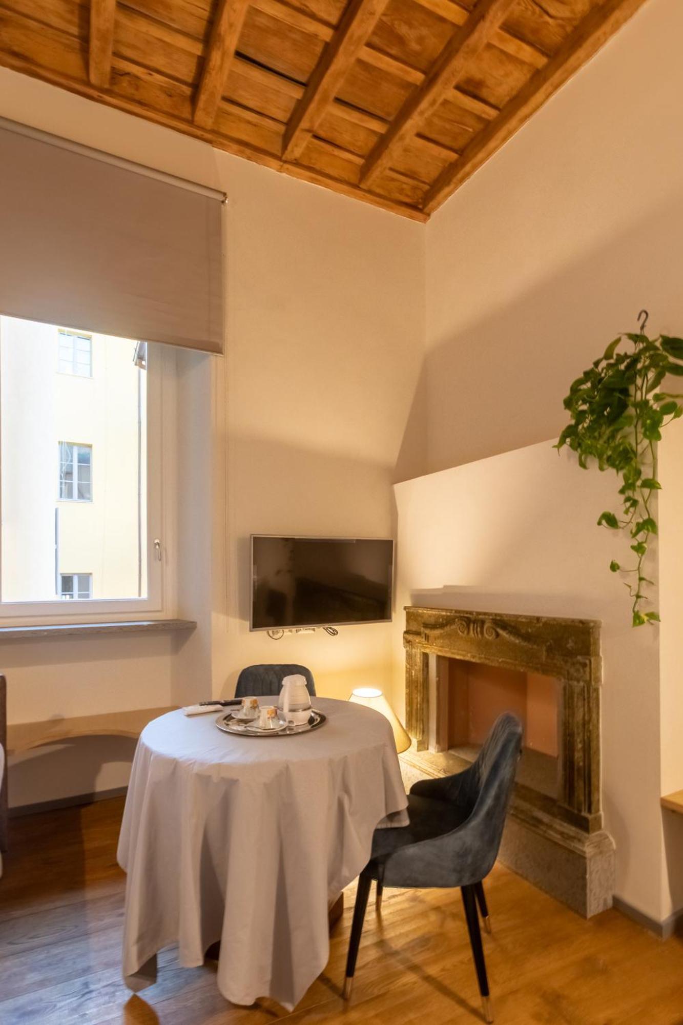 Fontana Di Trevi Roma Luxury Suite Ngoại thất bức ảnh