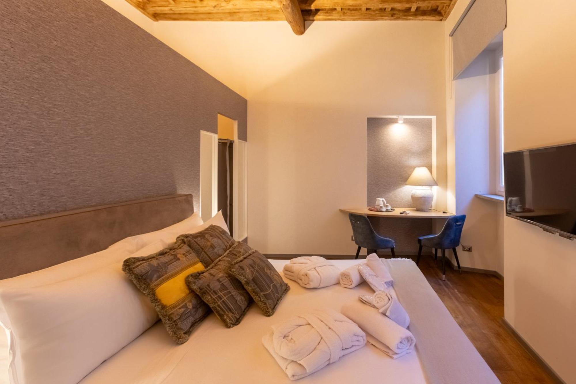 Fontana Di Trevi Roma Luxury Suite Ngoại thất bức ảnh
