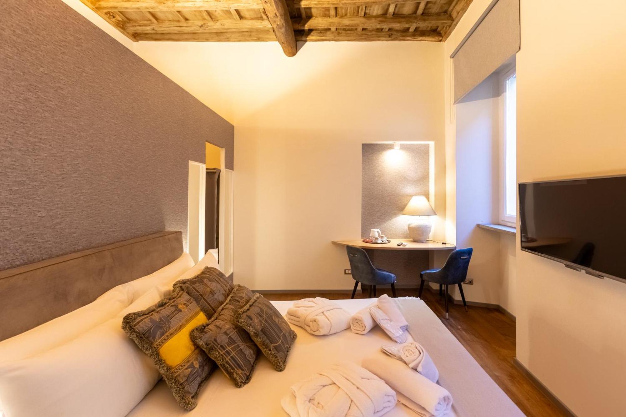 Fontana Di Trevi Roma Luxury Suite Ngoại thất bức ảnh