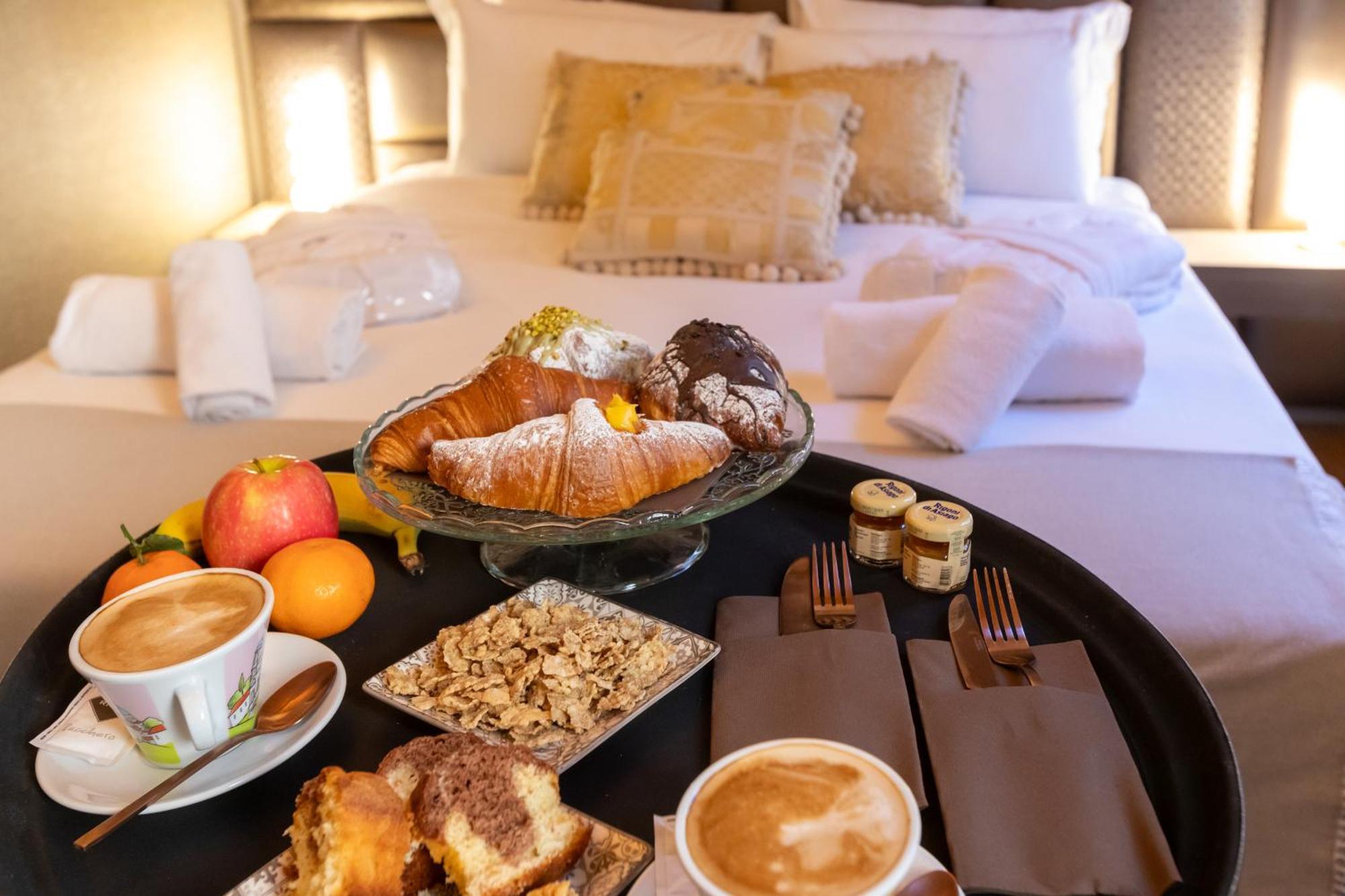 Fontana Di Trevi Roma Luxury Suite Ngoại thất bức ảnh