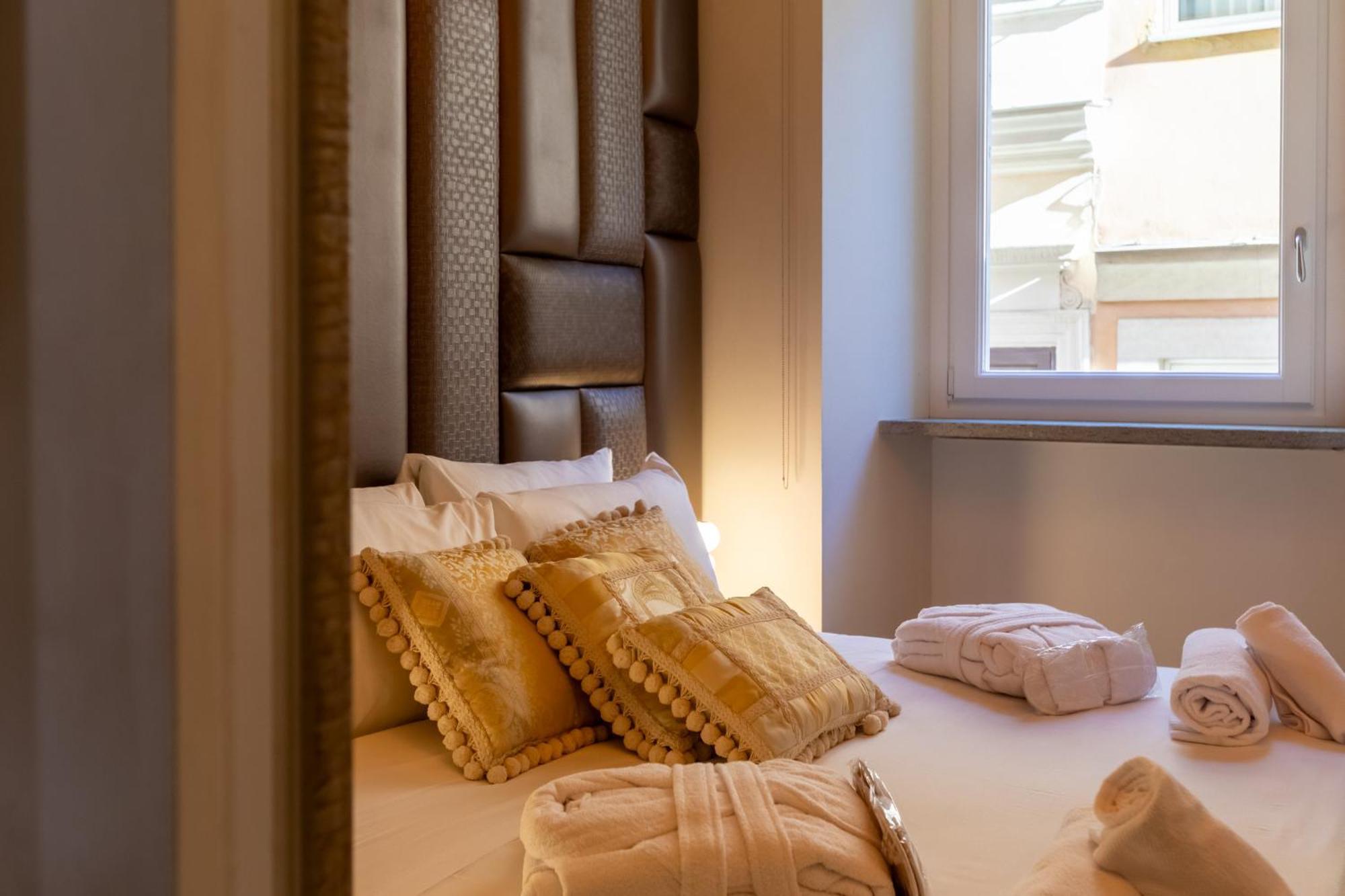Fontana Di Trevi Roma Luxury Suite Ngoại thất bức ảnh